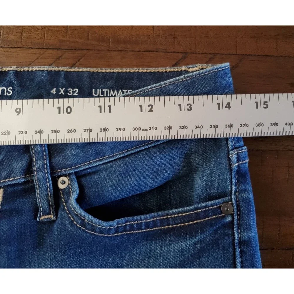 Calvin Klein Women's Ultimate Skinny Stretch Straight Leg Jeans - Size 4 x 32